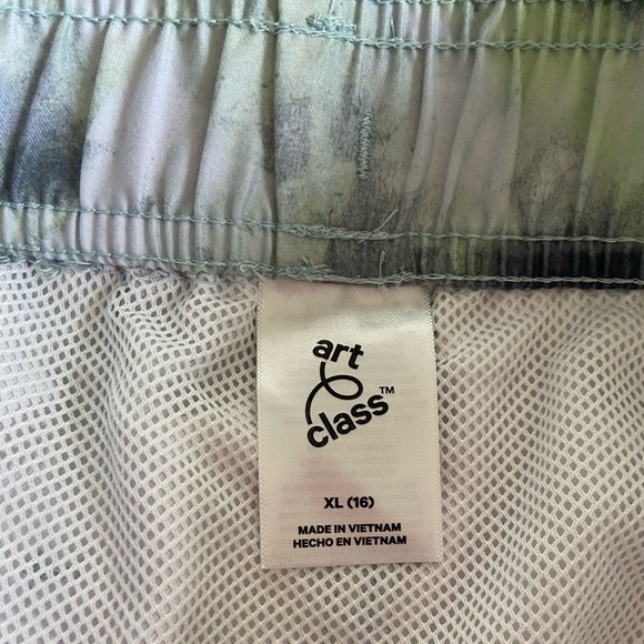 Like new! Swim trunks boys size 16. Elastic waistband. - Picture 2 of 7